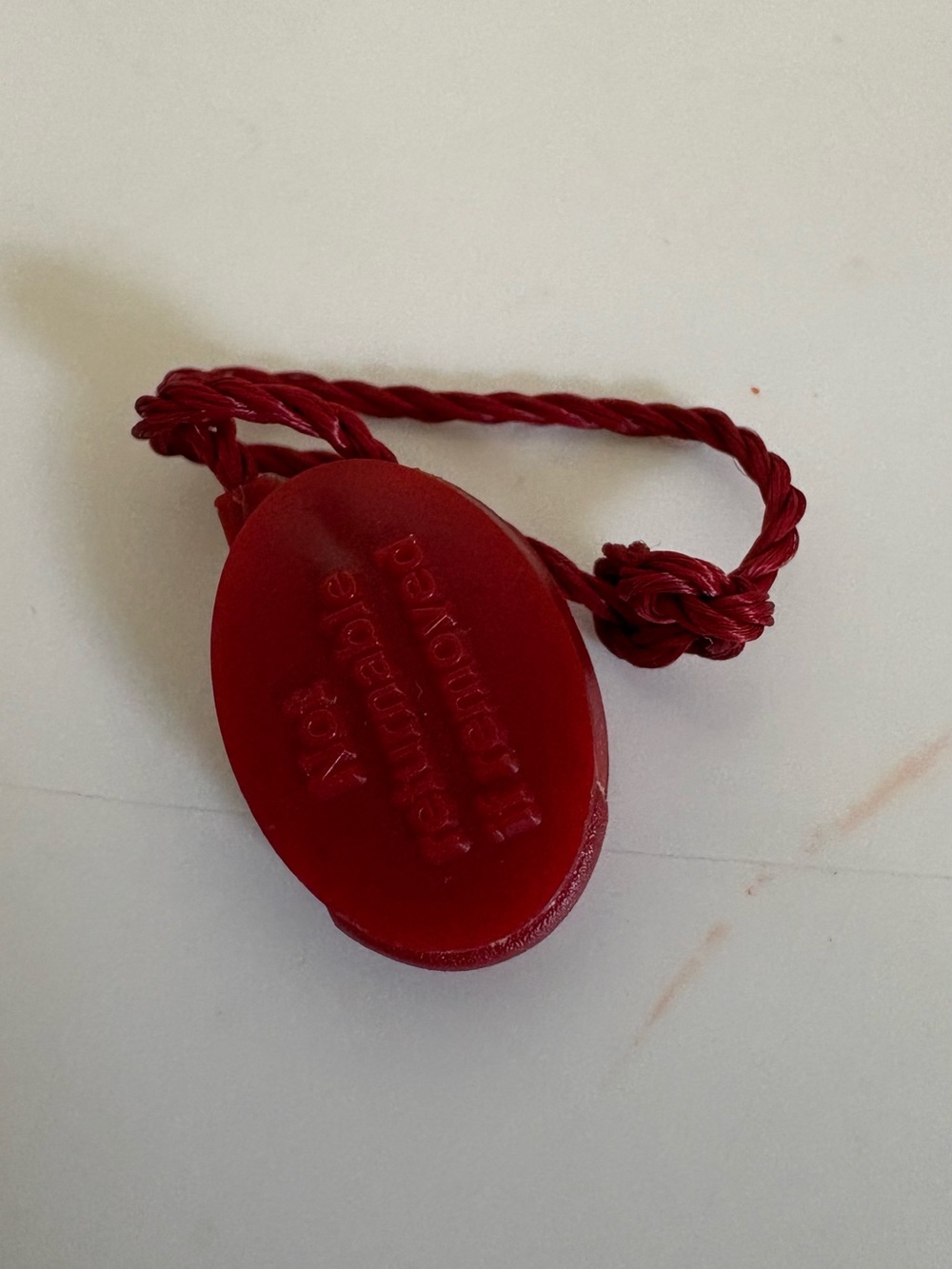 Cartier Red Oval Button with Gold Emblem - Picture 2 of 2